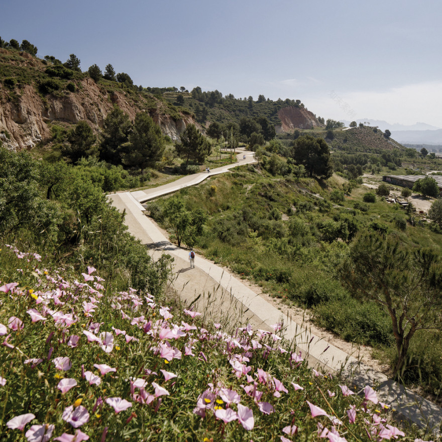 Lookout Path at the Old Gypsum Mines Batlle i Roig Arquitectura-29