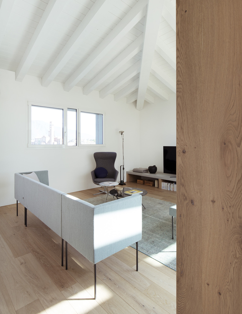 意大利 Bassano del Grappa 公寓的精致室内设计-33