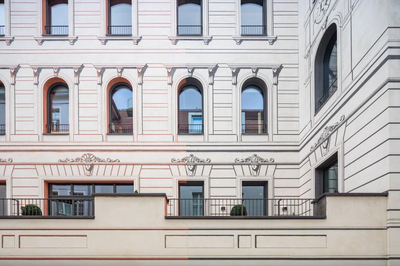 Hild und K丨Geschäftshaus mit Hotel und Restauration in der Weinstrasse 7/7a丨德国-10