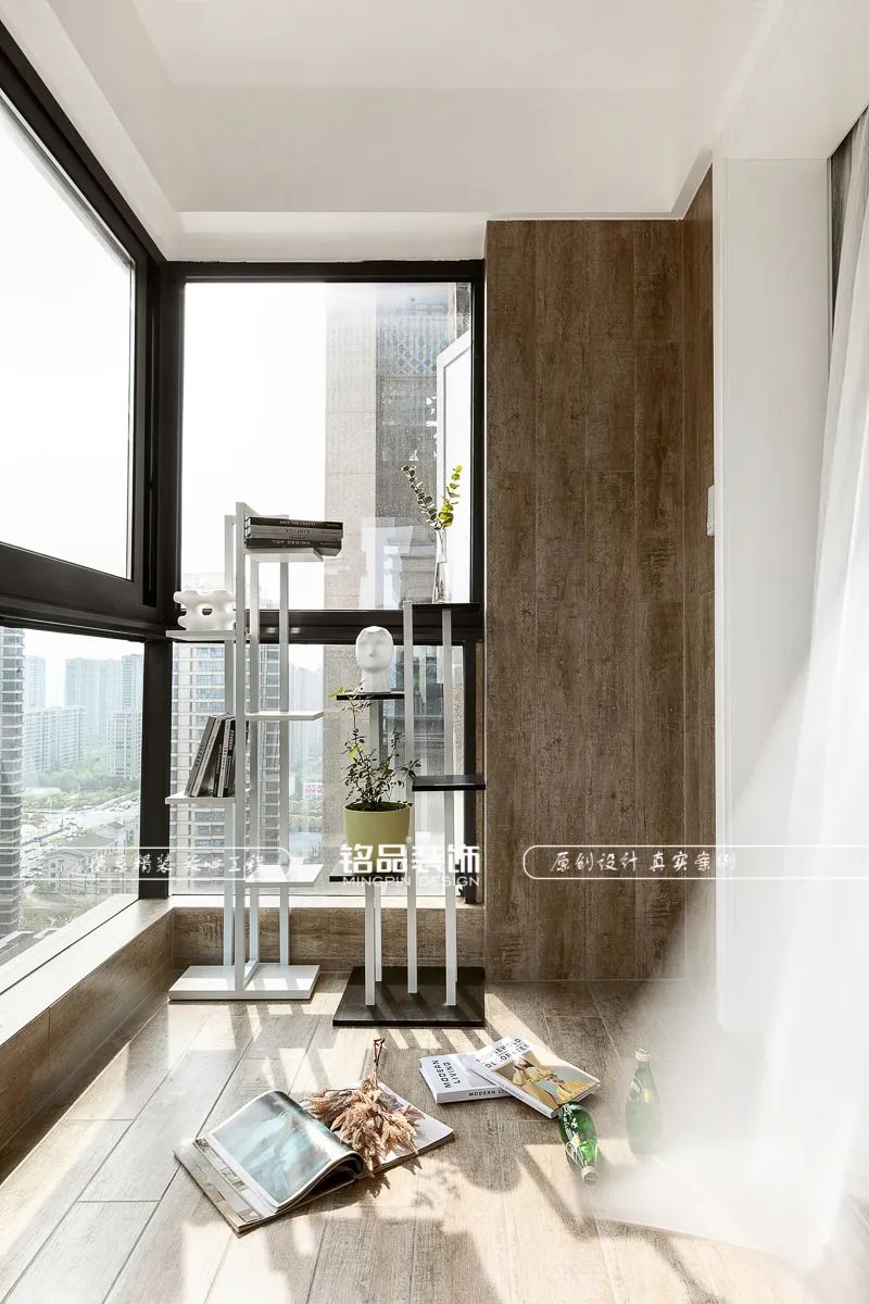 奶油色现代大宅丨铭品装饰-43