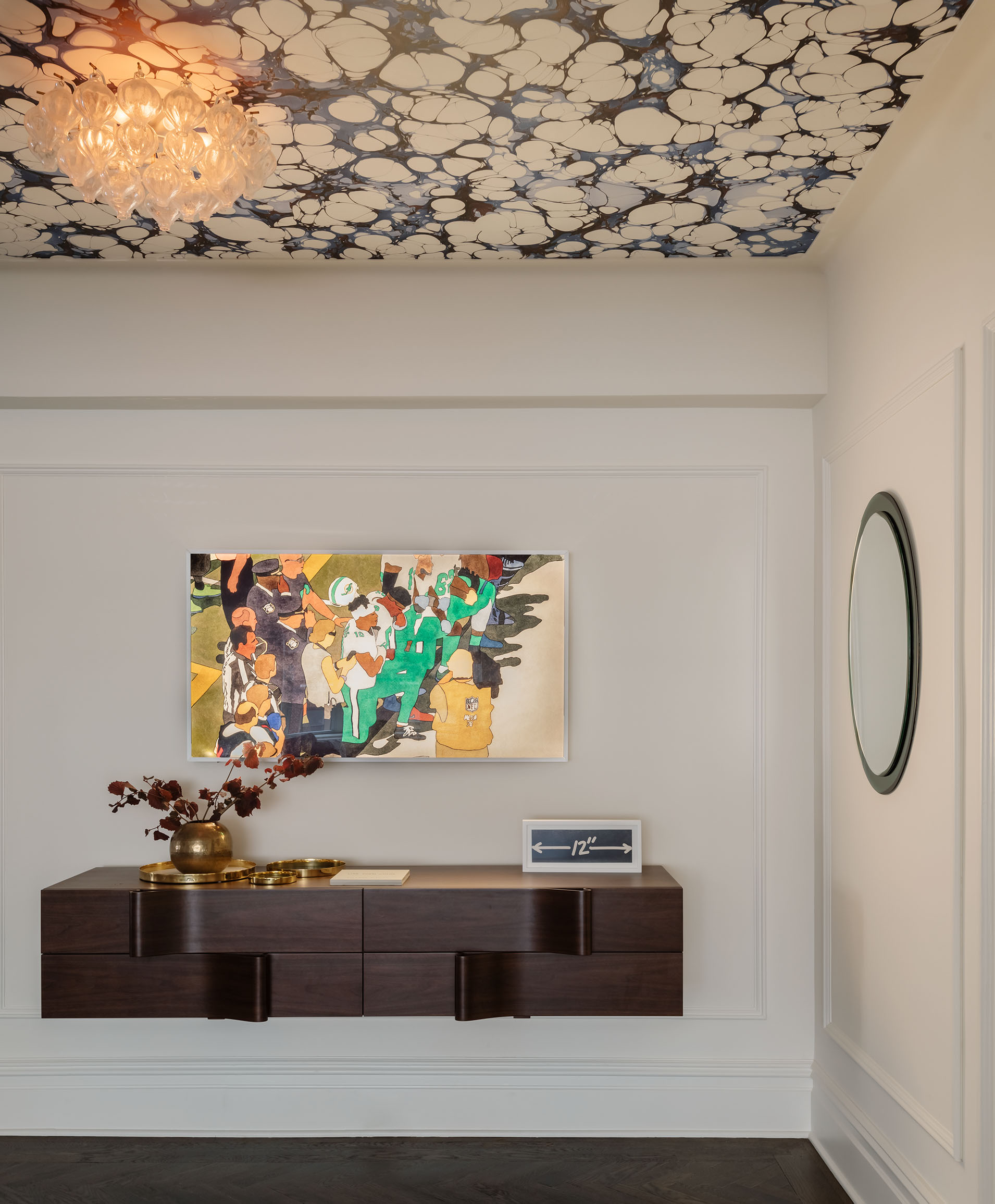 一场战前活力十足的合作活动

注：Punchy常见有有力的、活力十足的等意思，Coop常见有合作、合作活动、合作社等意思，这里结合语境推测Coop为合作活动，整体根据一般表达习惯进行了翻译如果有更具体的背景信息，翻译可能更精准 丨GhanaUpper West-6