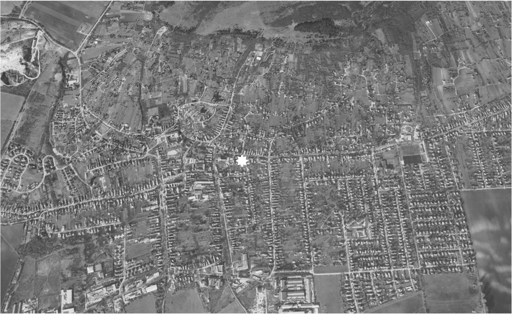 教堂后院中的幼儿园,匈牙利 / Archikon Architects-44