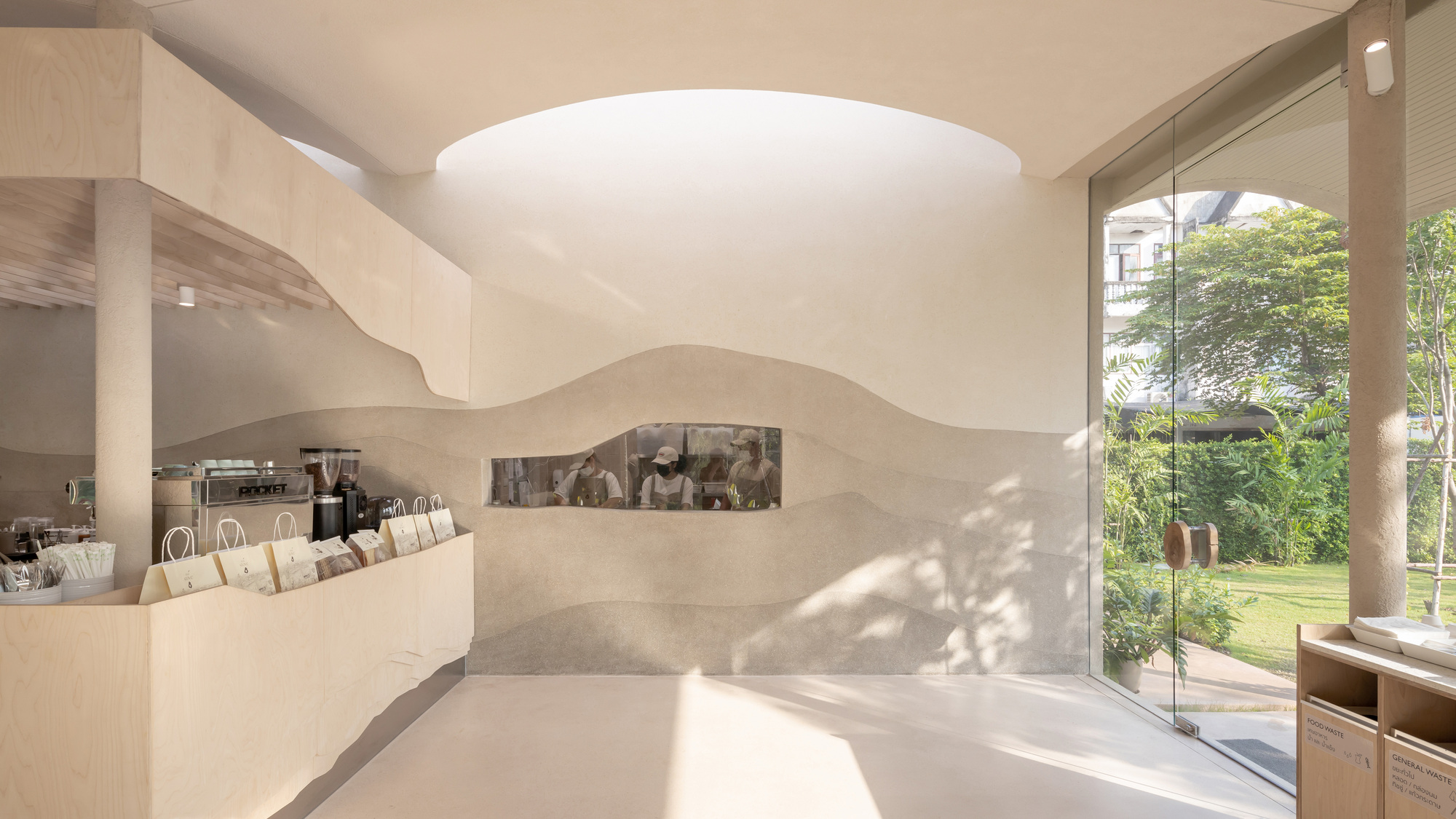 Little Stove & Little Stump 咖啡店和游乐场丨泰国曼谷丨NITAPROW-39