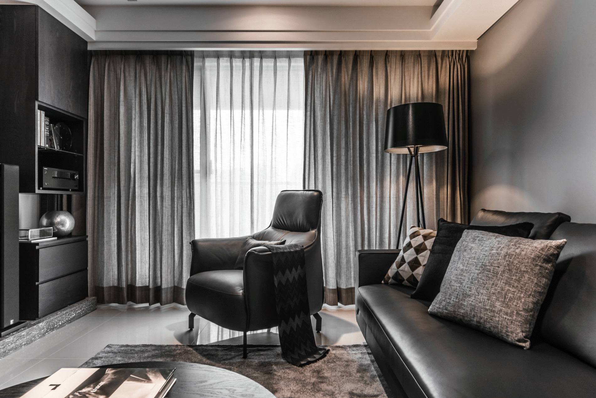 高级黑现代住宅的奢华神秘-7
