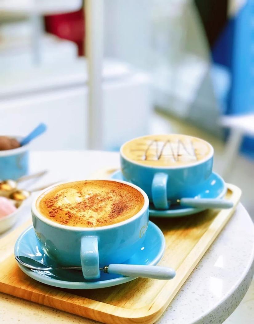 INS 北欧风冰淇淋店，海洋球池、梦幻水晶球灯吸睛设计-34