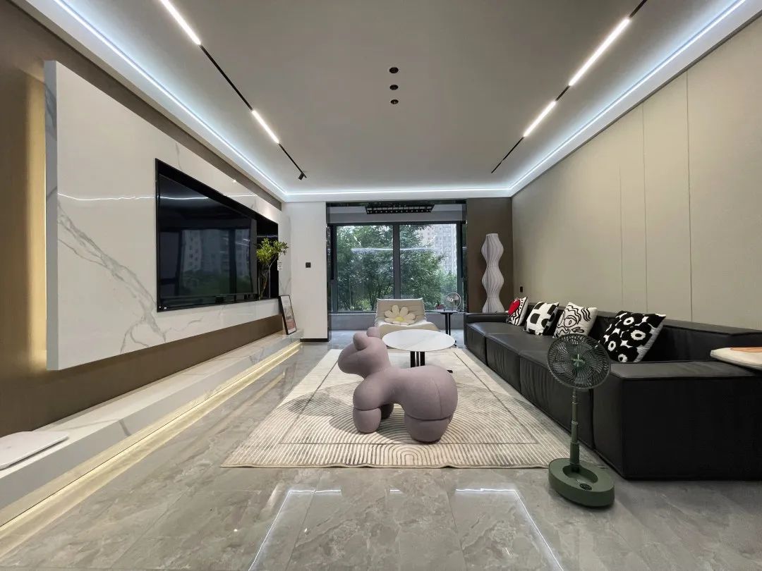 现代简约三室两厅设计-8