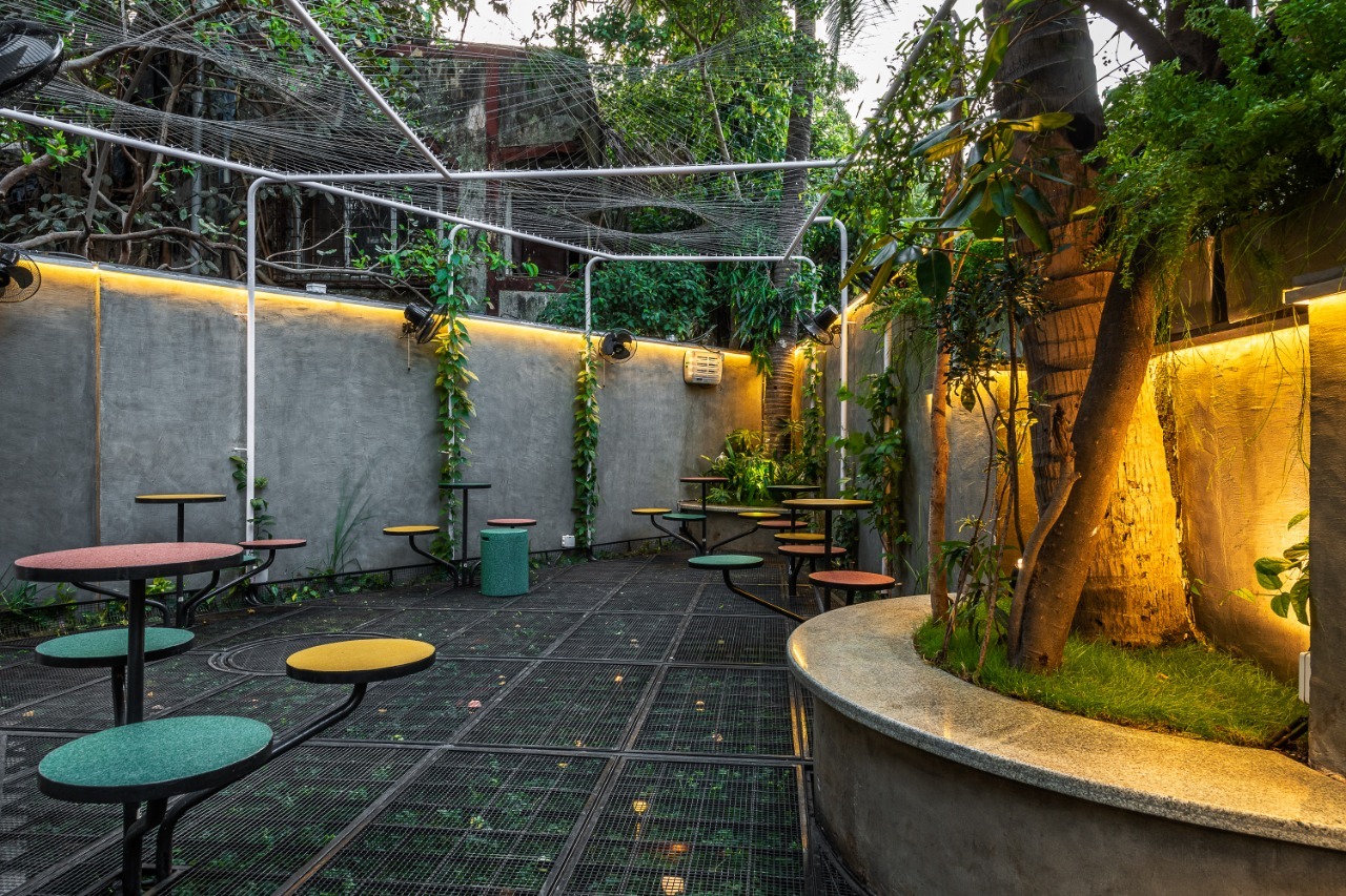 Naturals Now Shop / Drink Water Design Studio-27