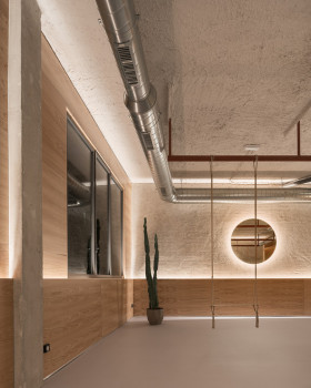 融合自然的瑜伽空间丨西班牙蓬特韦德拉丨Nan Arquitectos