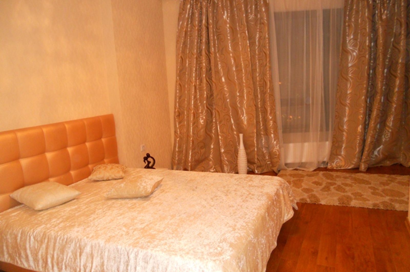 四季；一年的时光（俄语Времена Года常见含义是四季 ，这里英文Vremena Goda推测也是这个意思 ） 丨UkraineKyiv-25