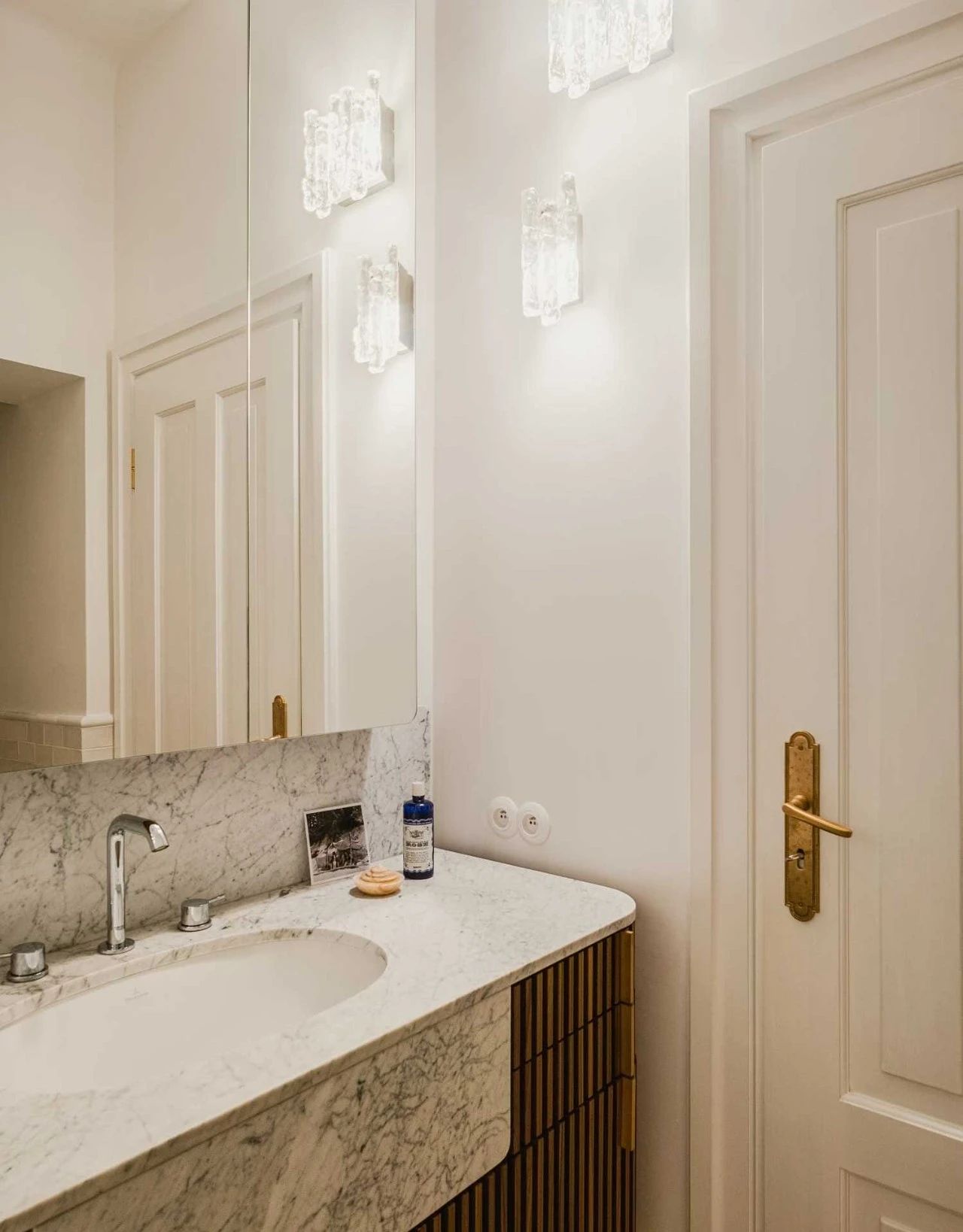 70㎡的小宅,一家三口住,居然还能如此精致,女主太厉害了!-24