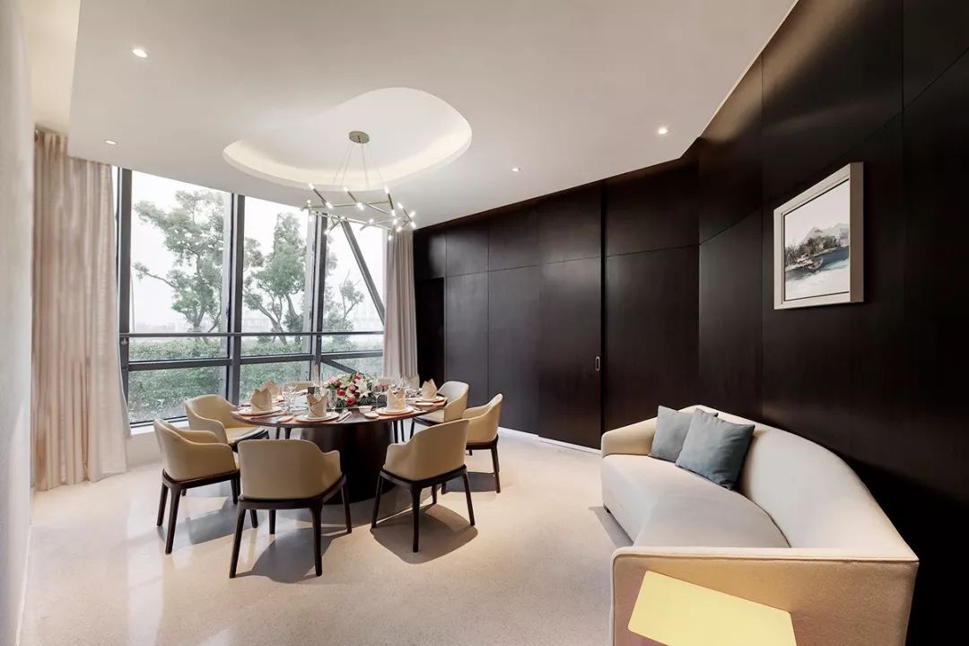 CZD HOTEL | 拥抱大海的现代度假空间-26