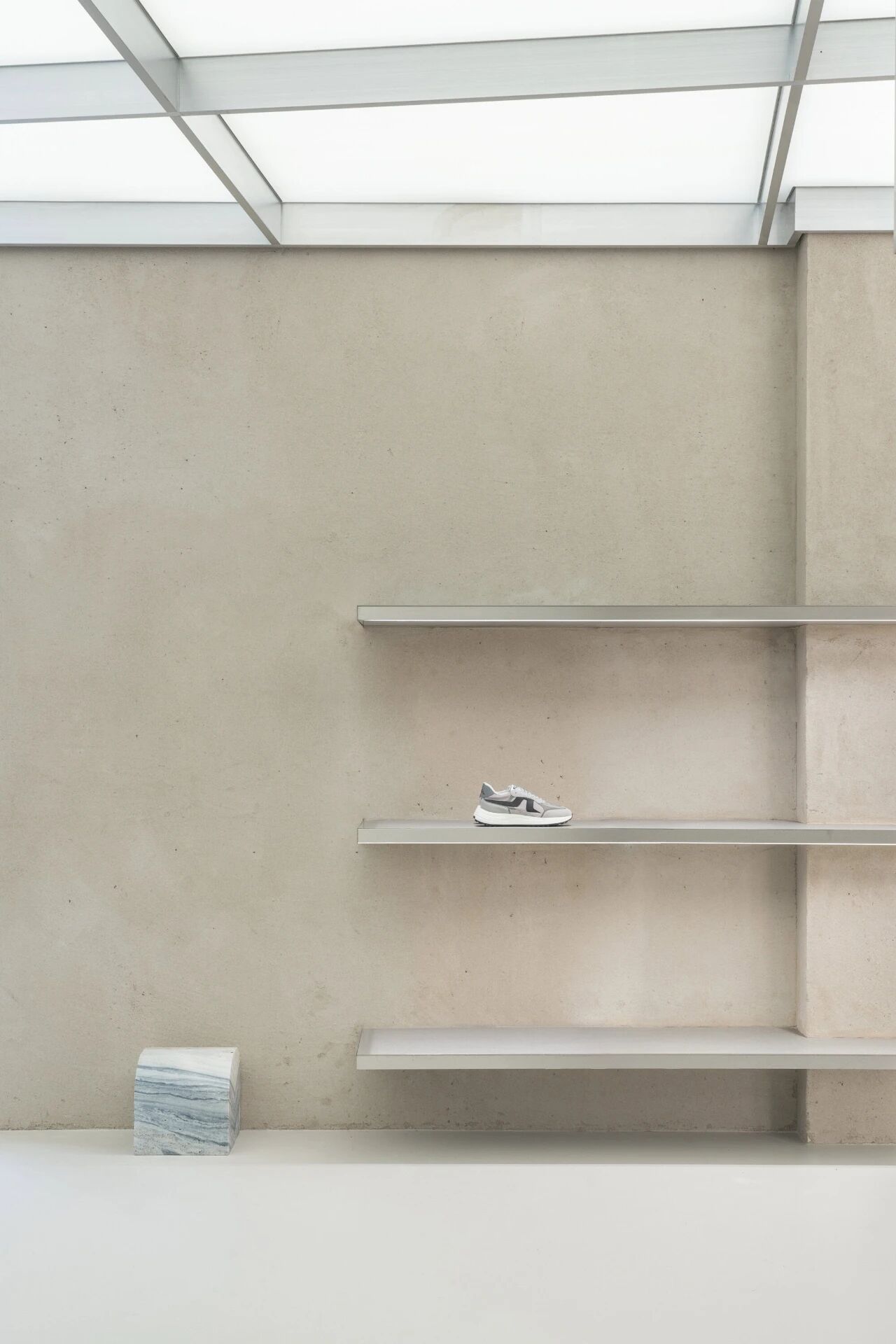 J· Lindeberg先锋美学概念店设计-8