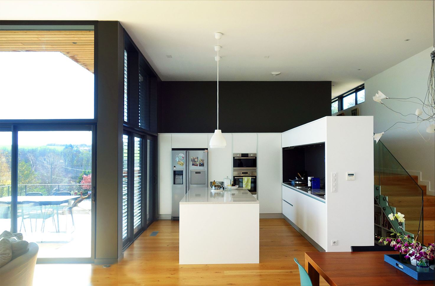 法国南部山间 M House，自然景观与建筑完美融合-15