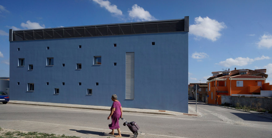 温馨之光 · 智障人士康复中心的日间中心设计-5