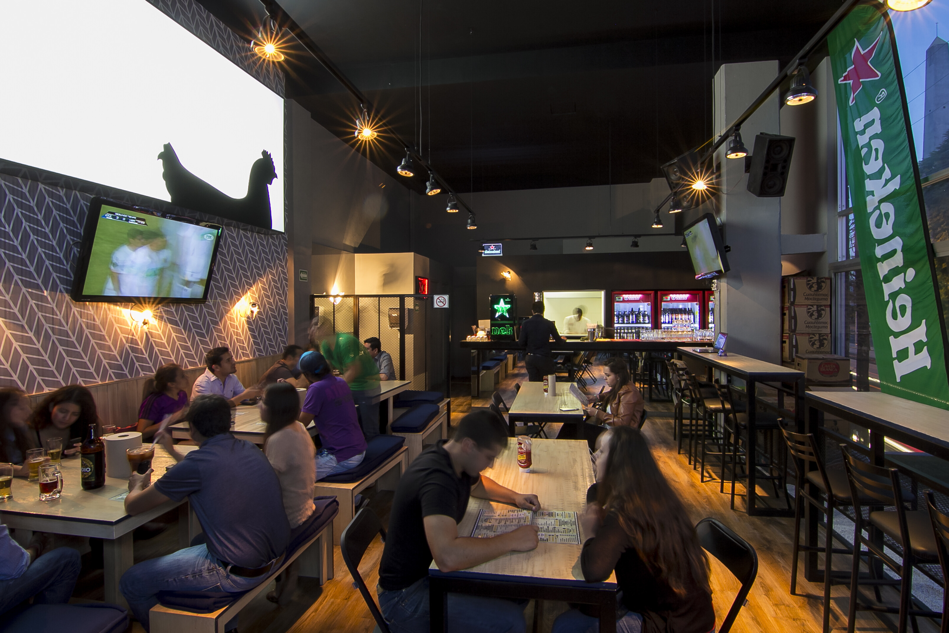 墨西哥体育酒吧设计-22