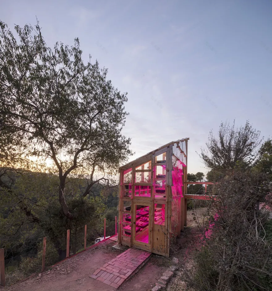 原型太阳能温室丨西班牙巴塞罗那-17