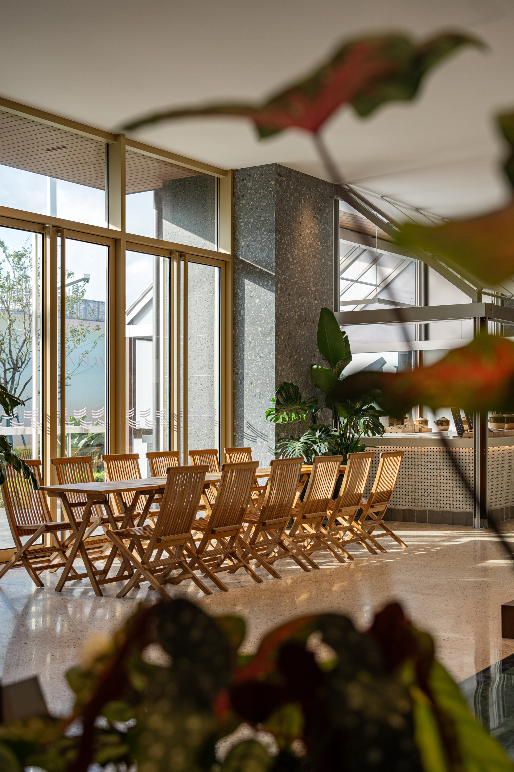 广州南站 · 檐下集丨中国广州丨超级平常空间设计-16