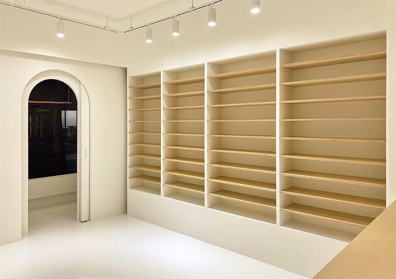 8 坪小空间的极简白色魅力-5