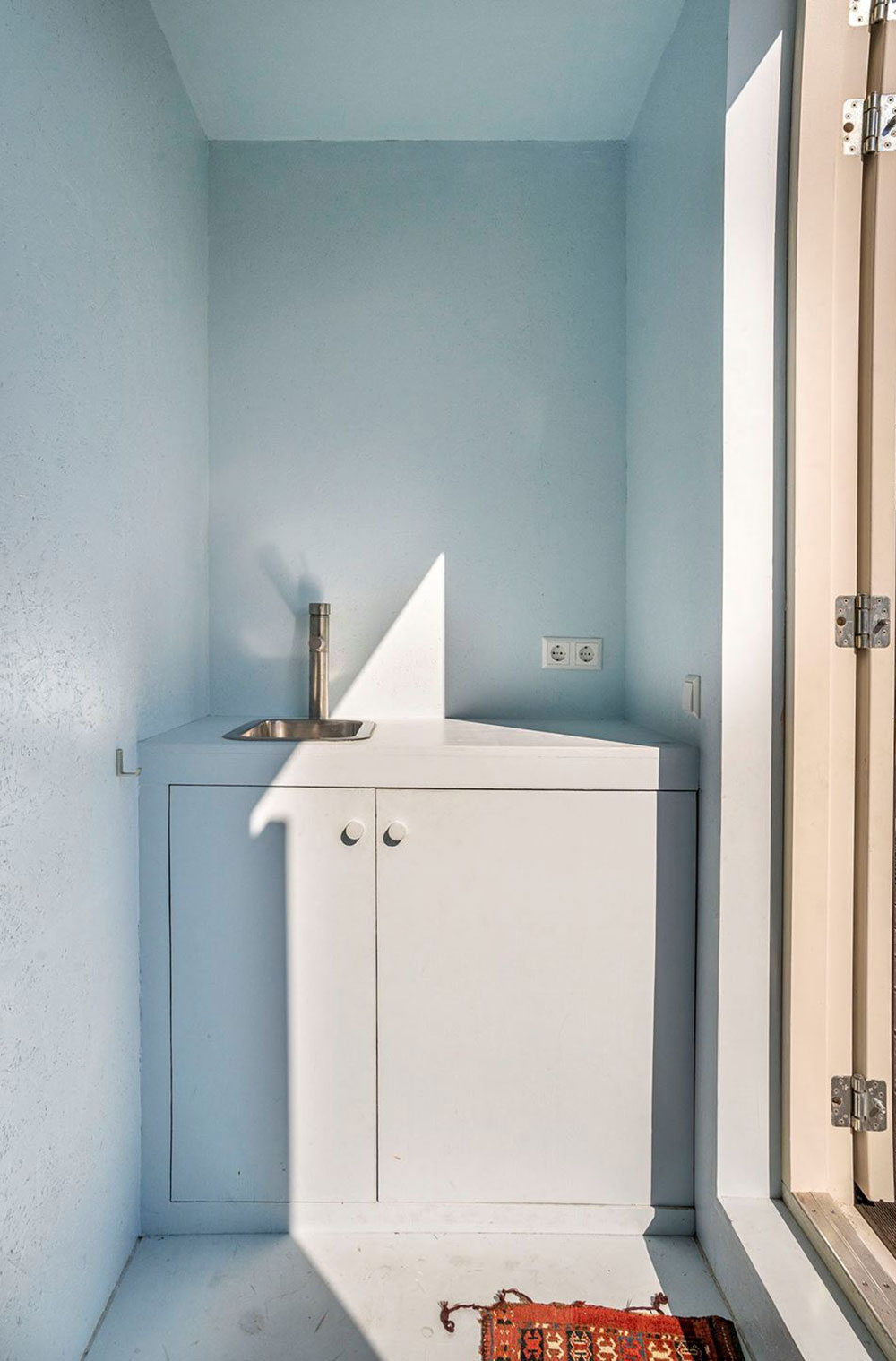 历史学校建筑改造的明亮工业风格荷兰阁楼-34