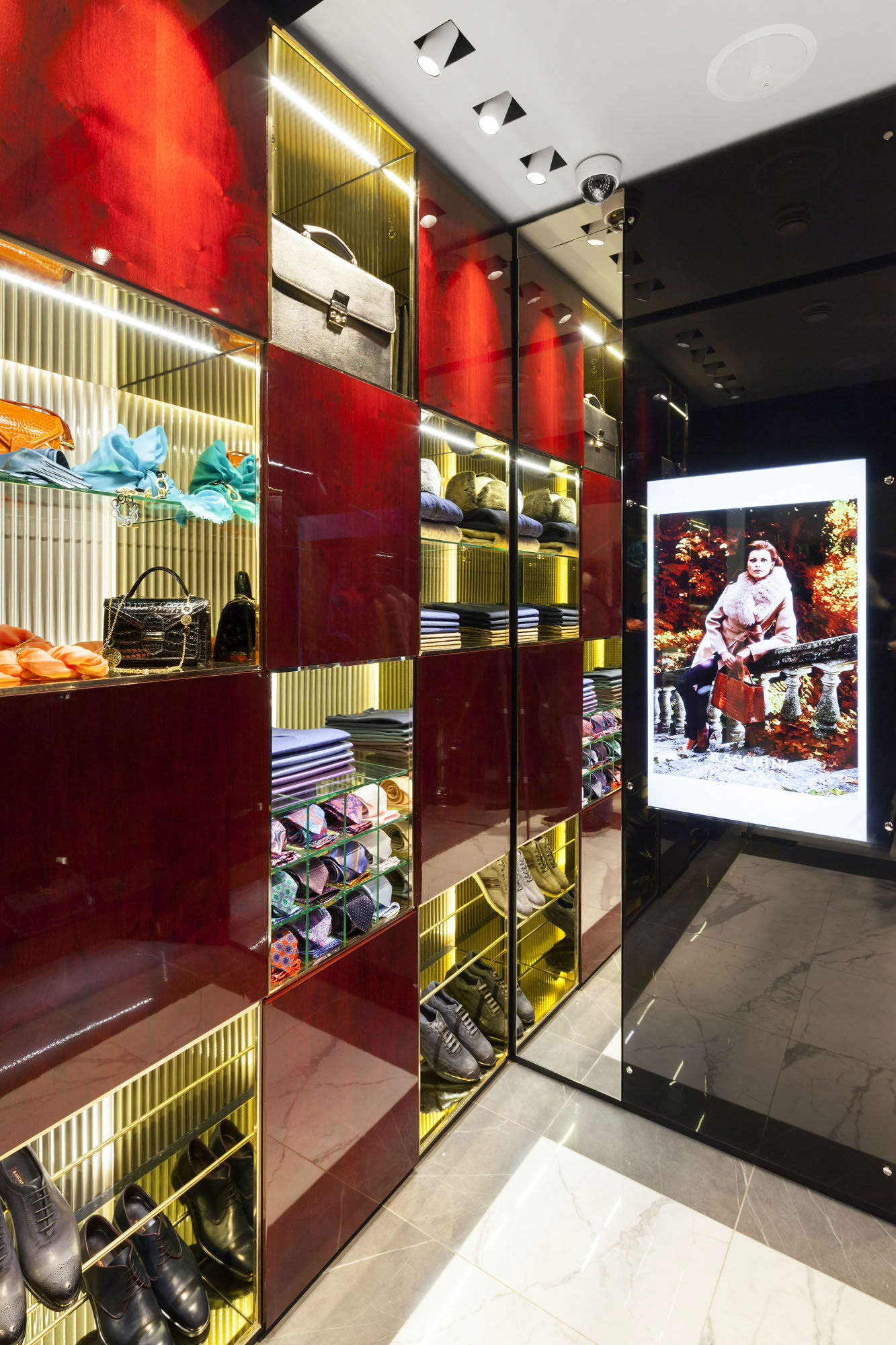 interer butika raschini v otele ritz carlton moscow AB-SL-8