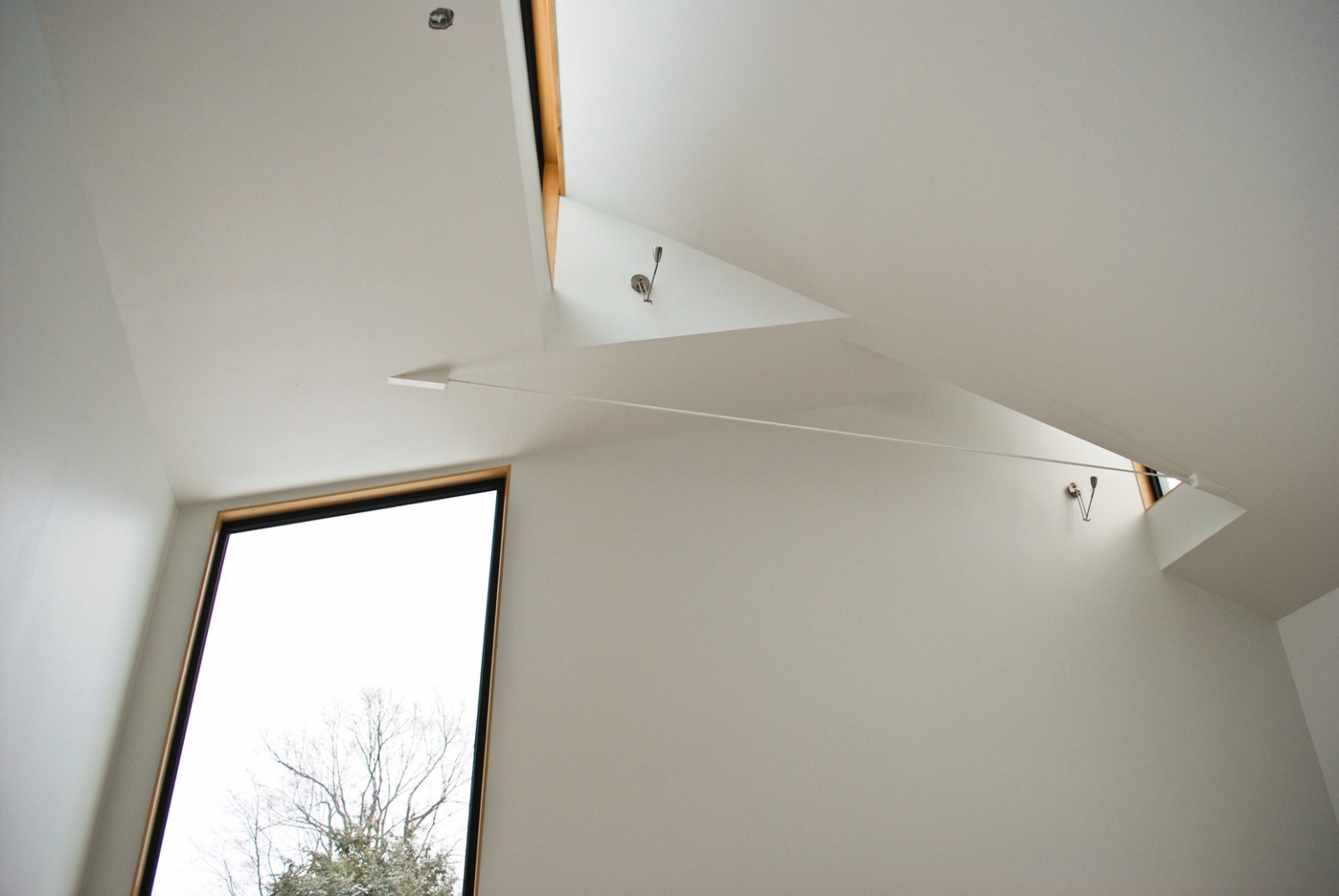 加拿大魁北克 Crisan House 别墅 | 自然采光与环保设计的完美结合-33