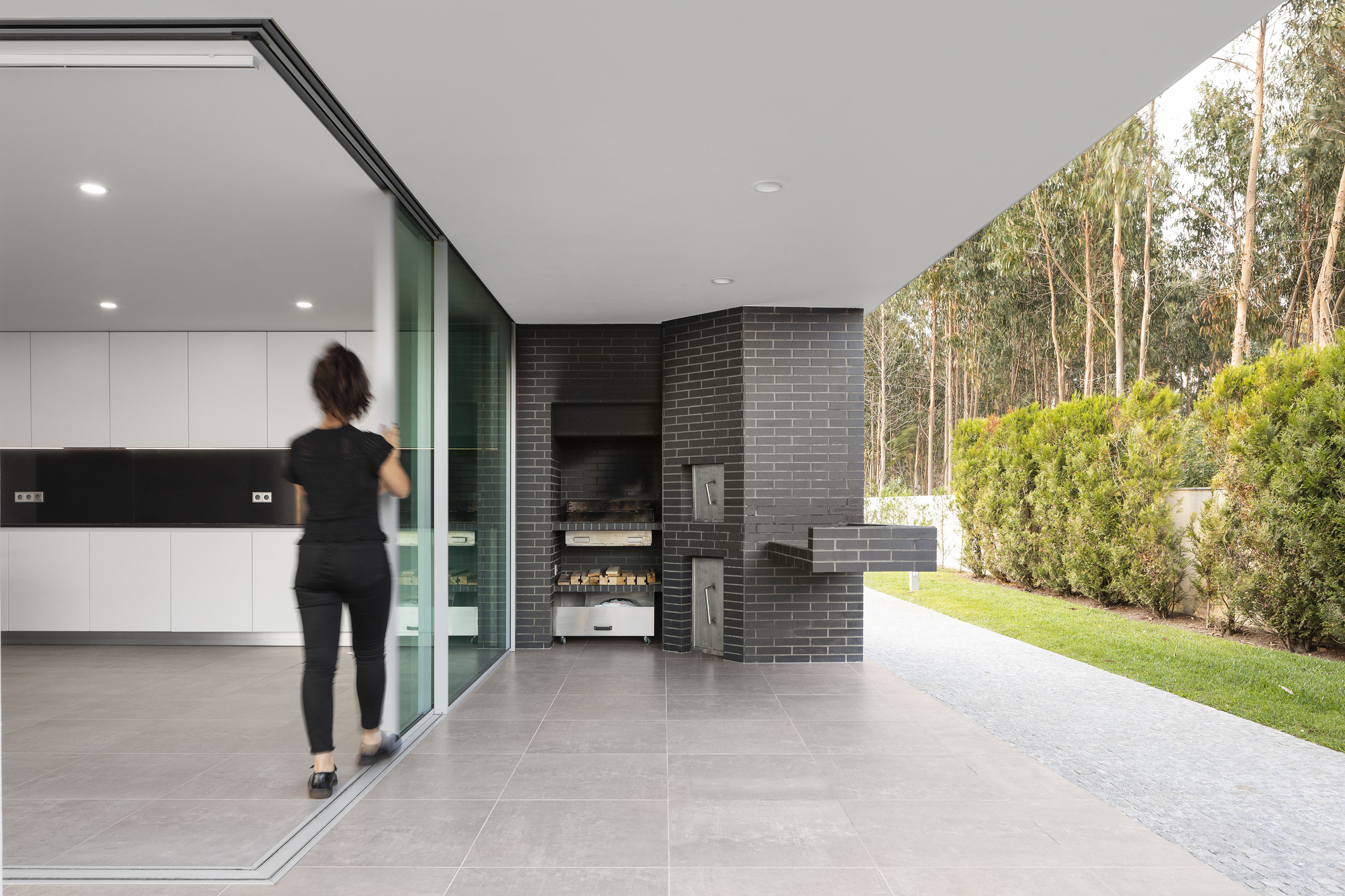 J House / FRARI - architecture network-35