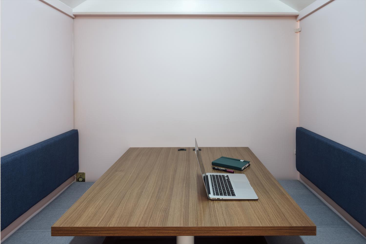 "巴西 Nuwa 女性共享办公空间，尊重历史建筑的现代设计"-8