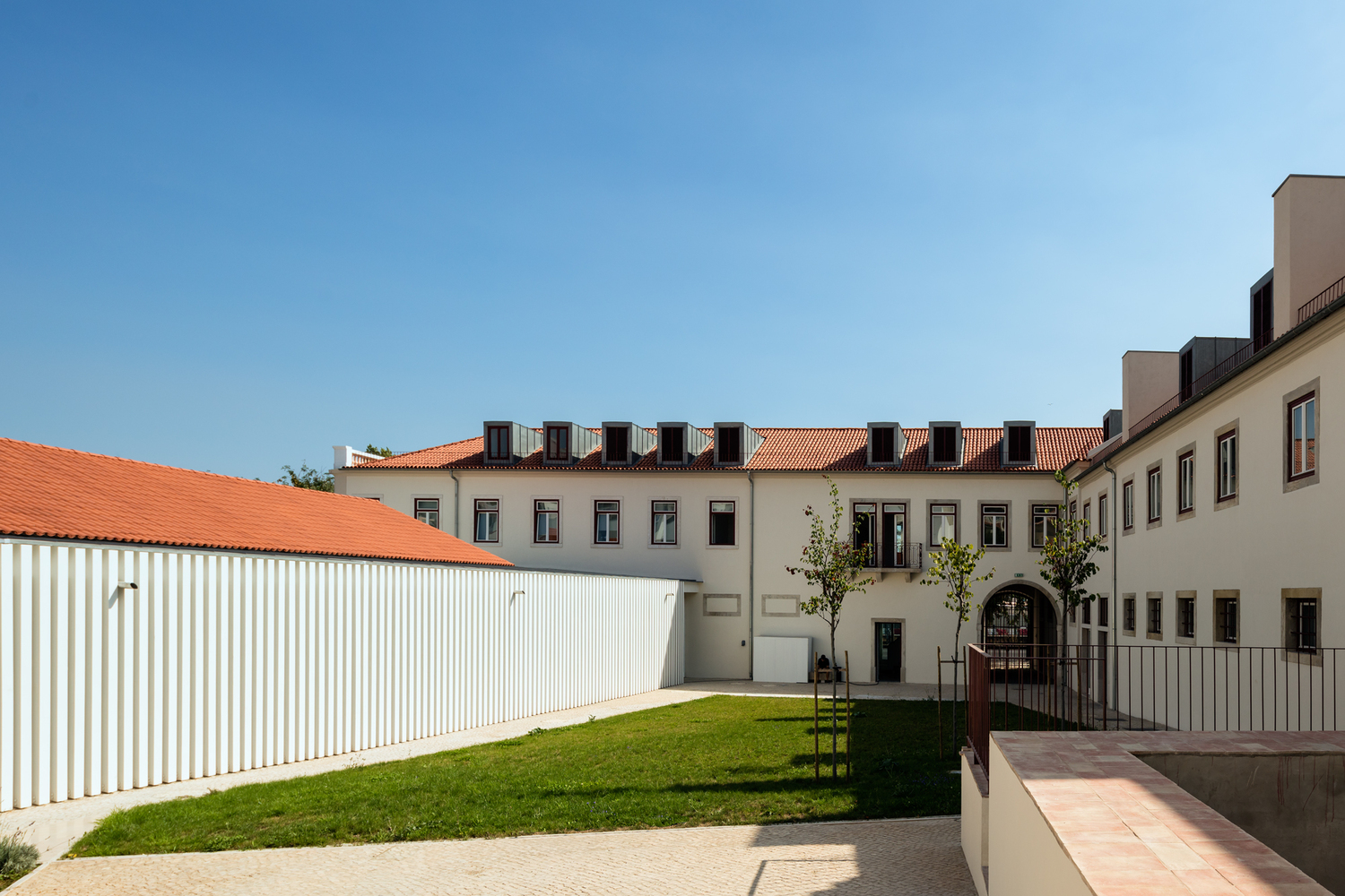 Galeotas House 多功能文化空间设计-89