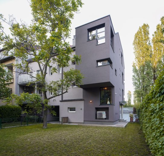 Uska kuća（窄屋）丨克罗地亚萨格勒布-47