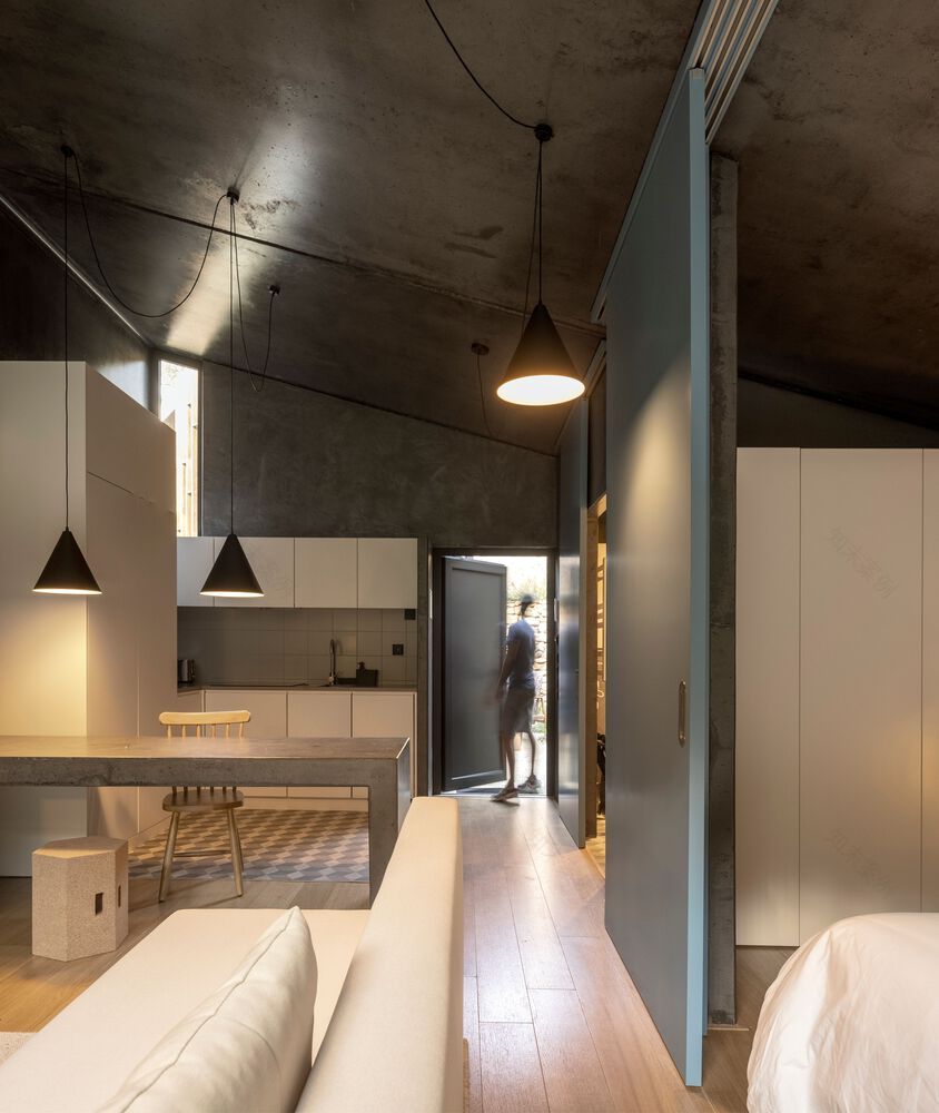 葡萄牙 Alvarenga 森林中的模块化小屋群丨SUMMARY-51