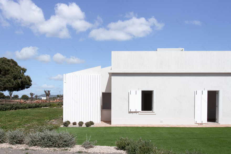 葡萄牙“破旧立新”度假屋-14