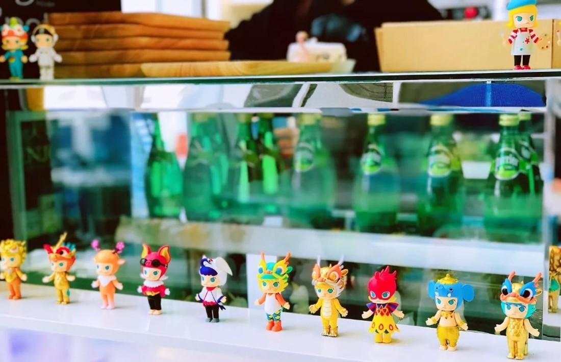 INS 北欧风冰淇淋店，海洋球池、梦幻水晶球灯吸睛设计-22