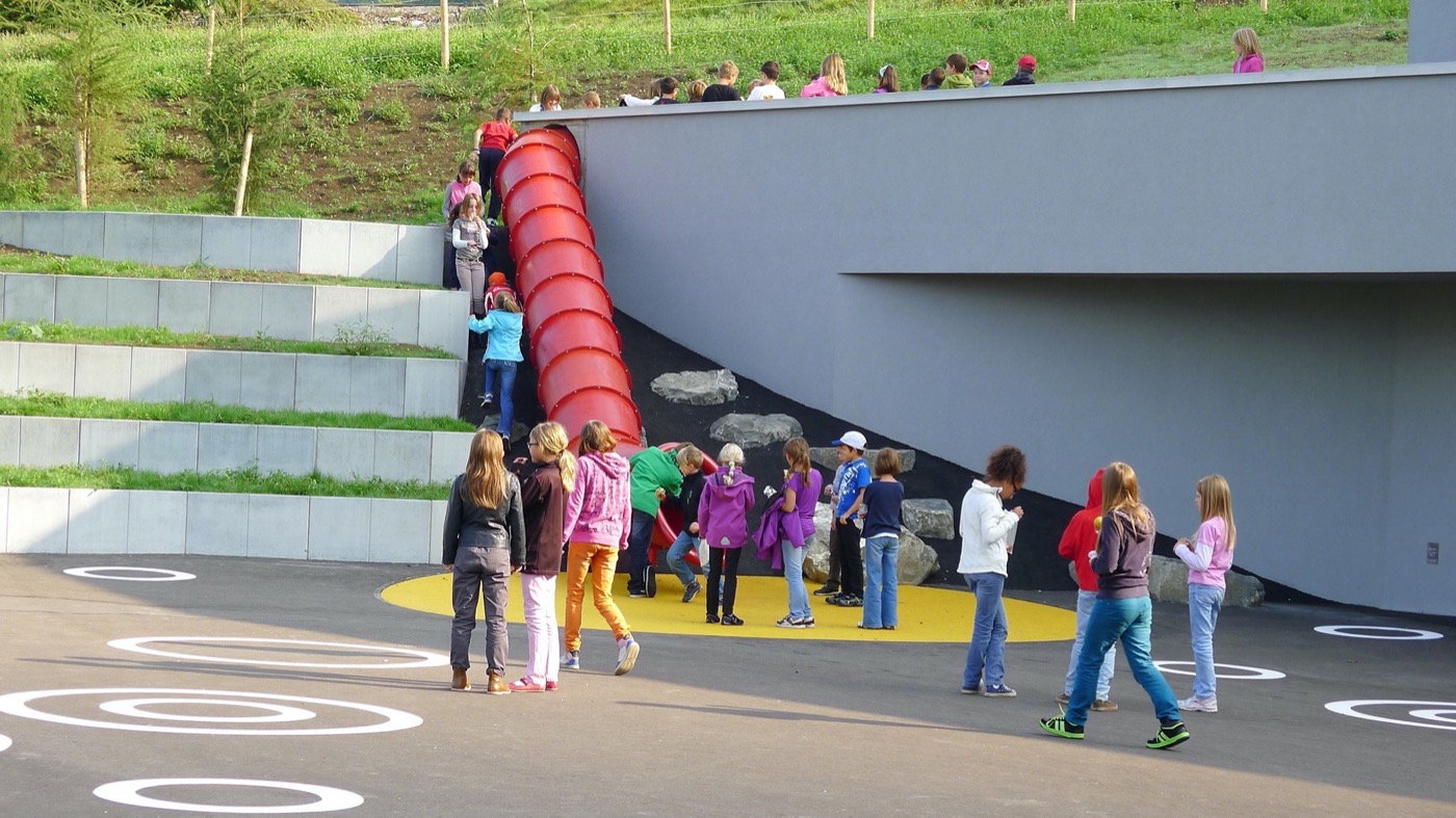 瑞士 Estavannens 学校庭院景观设计丨VWA-4