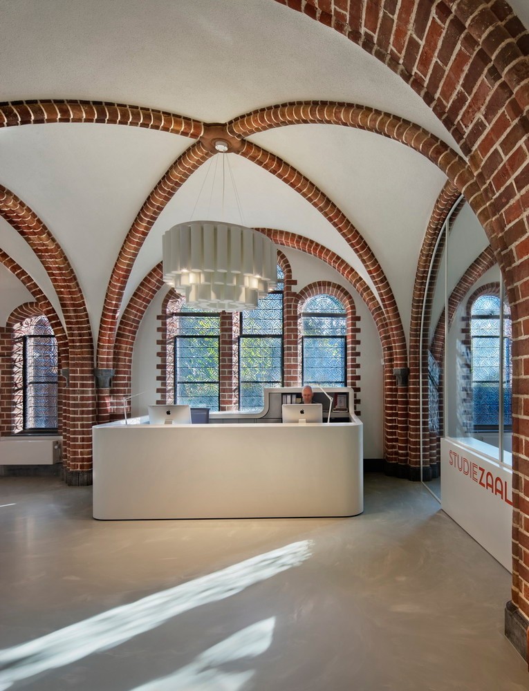 阿森 Drents 档案所 | 传统建筑的现代新生-34