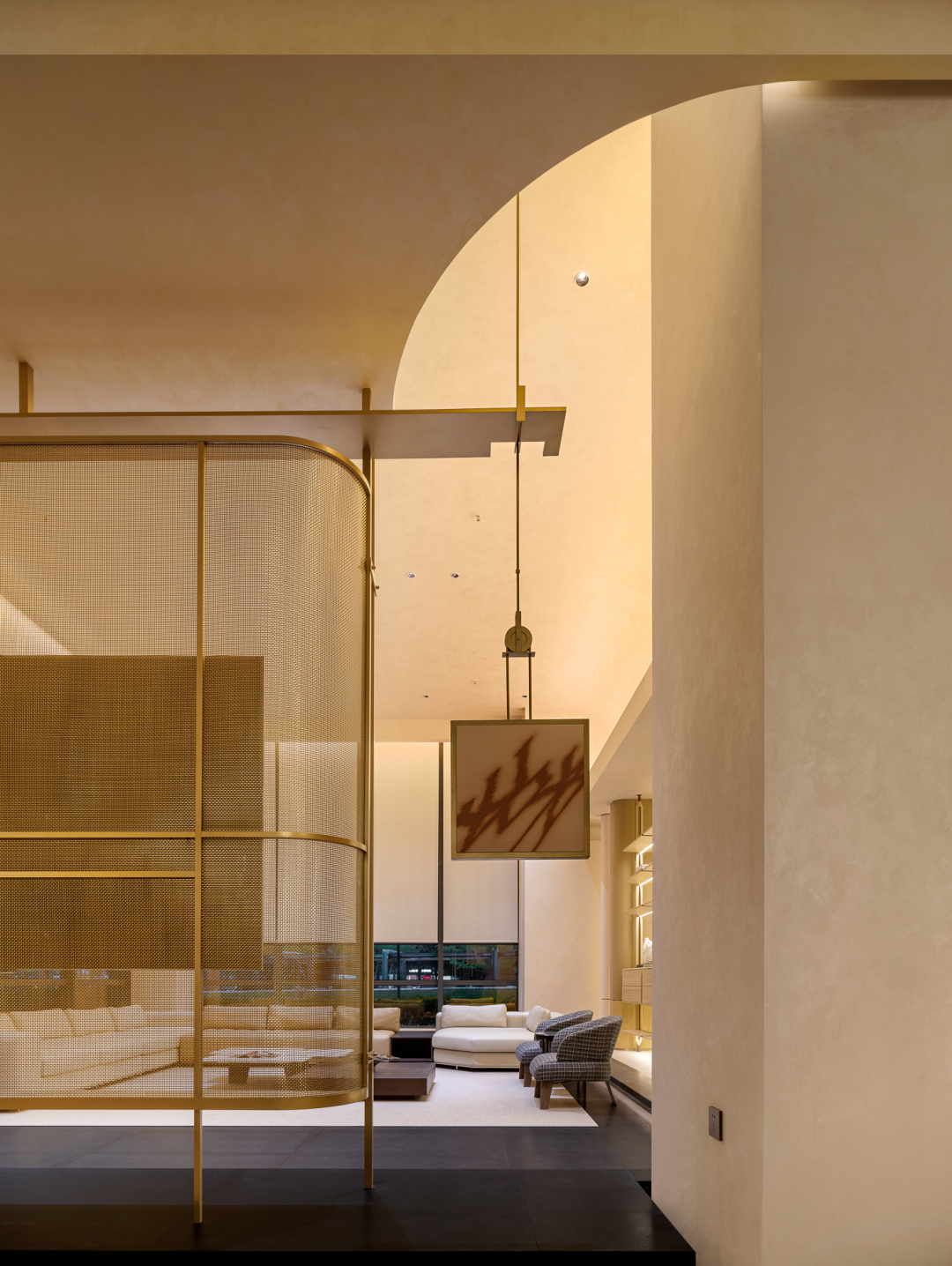 加拿大HV小管高压变频空气系统高迪家俱体验馆丨中国深圳丨迪笙设计-28