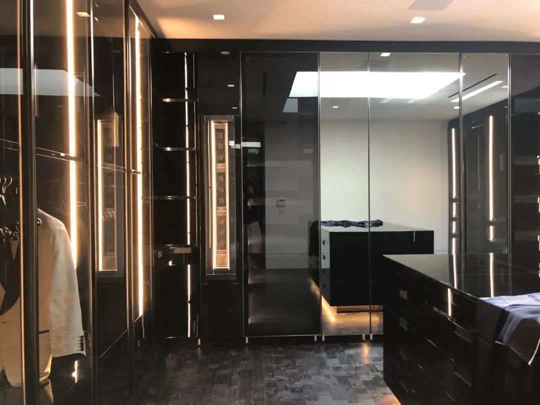 洛杉矶亿元豪宅，精致细节展现高级黑奢华风-53