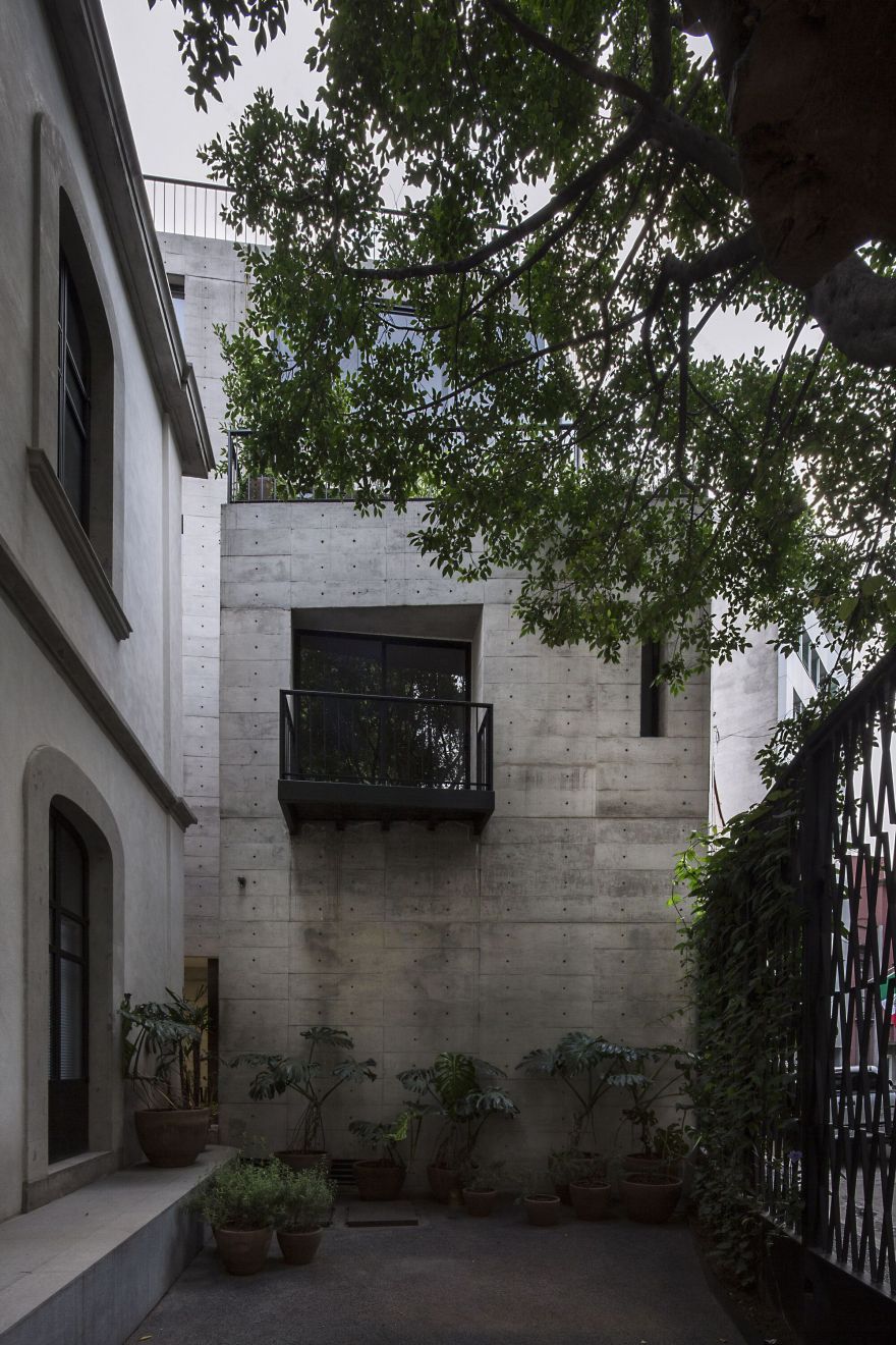 Circular de Morelia 4 Apartment Building / Quintanilla Arquitectos-10