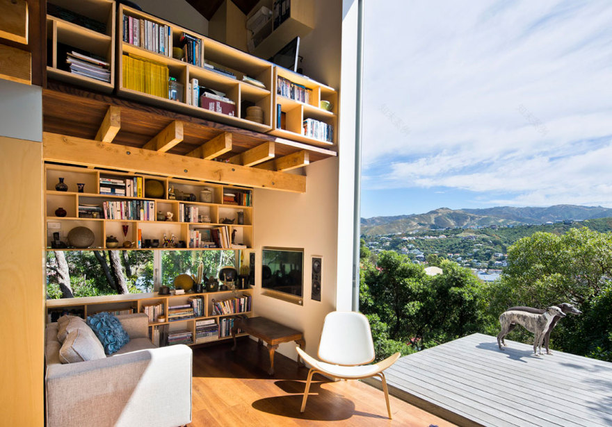 新西兰 50 平米玻璃墙小屋 | 极简与自然的完美结合-10