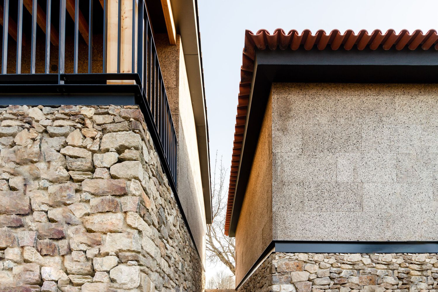 葡萄牙山脉中的和谐身心灵康养中心丨PLATAFORMArq-48