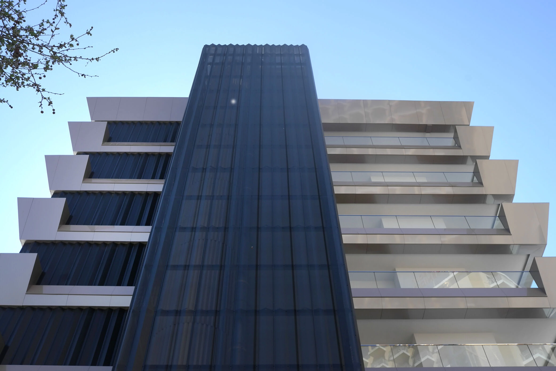 有机几何的魅力 | 西班牙 Hotel Helios 酒店设计-27