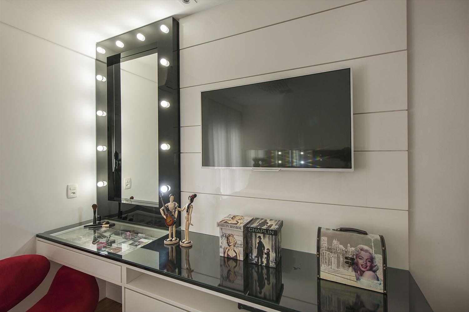 巴西企业家住宅，现代优雅风格典范-11