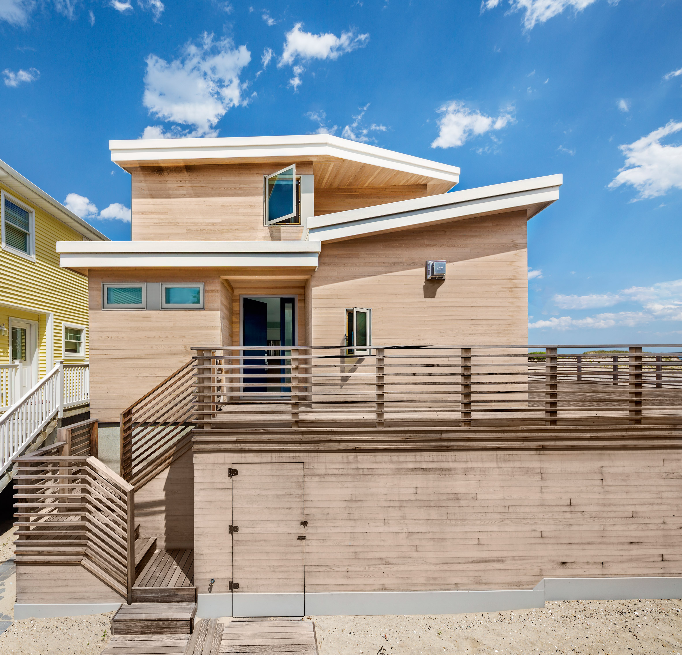 BFDO completes wooden Surfboard House near Rockaway Beach-2