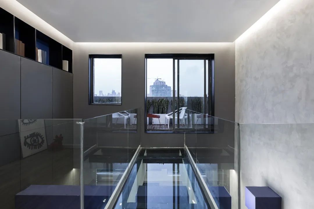 魔都顶层复式，重构精致质感-53