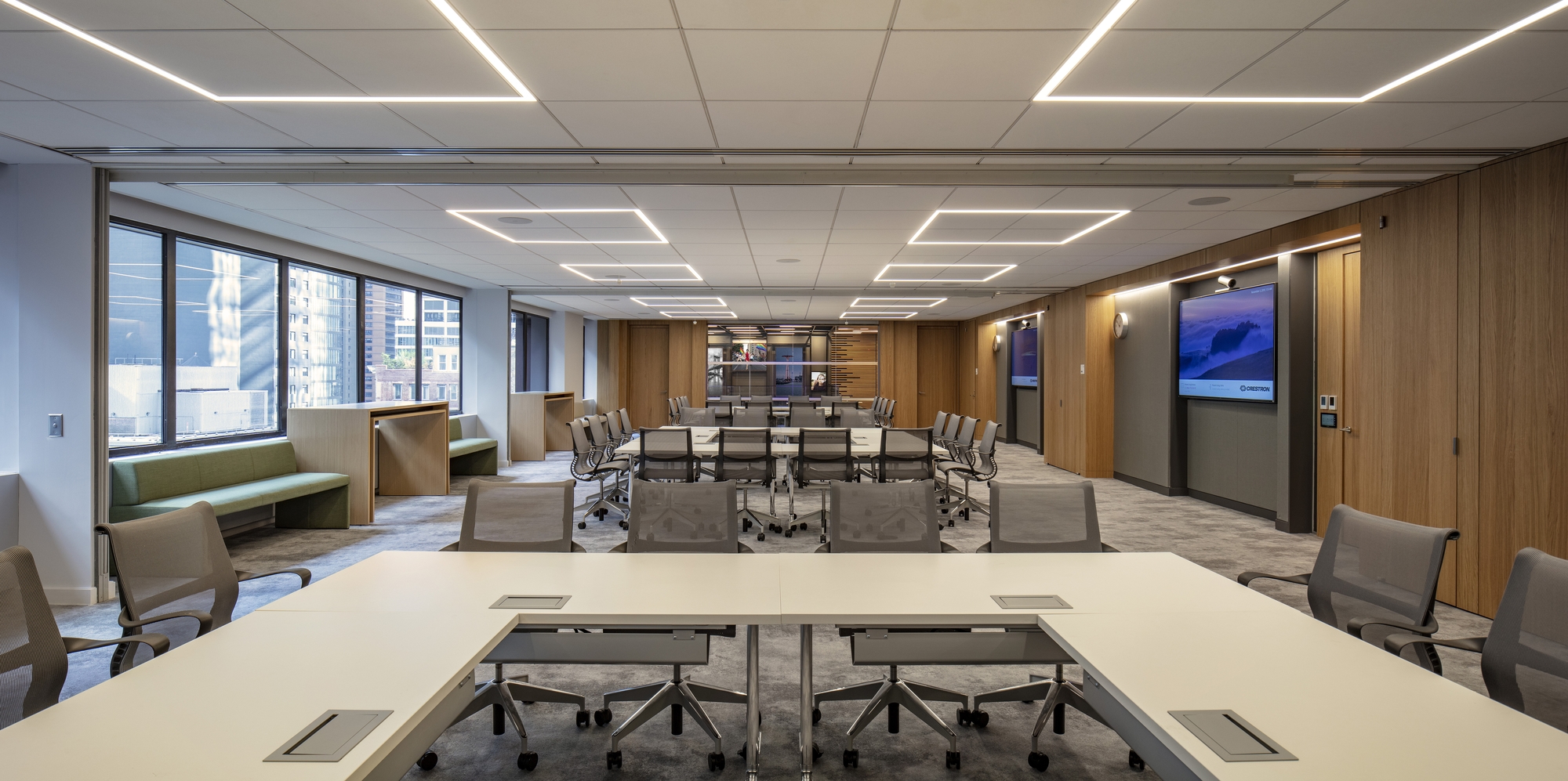 纽约机密公共服务公司办公室设计-9