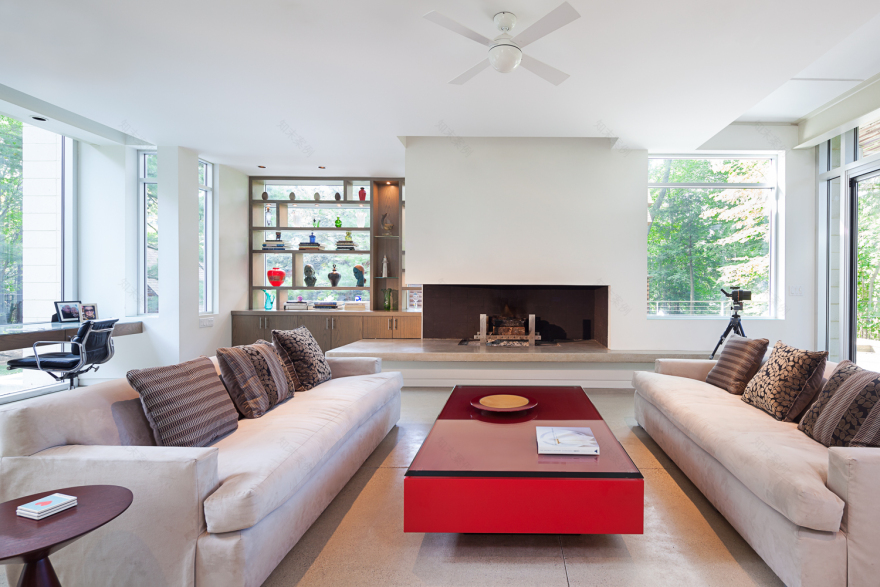 芝加哥夫妇密歇根州私人住宅,简约现代风格诠释宜居空间-11