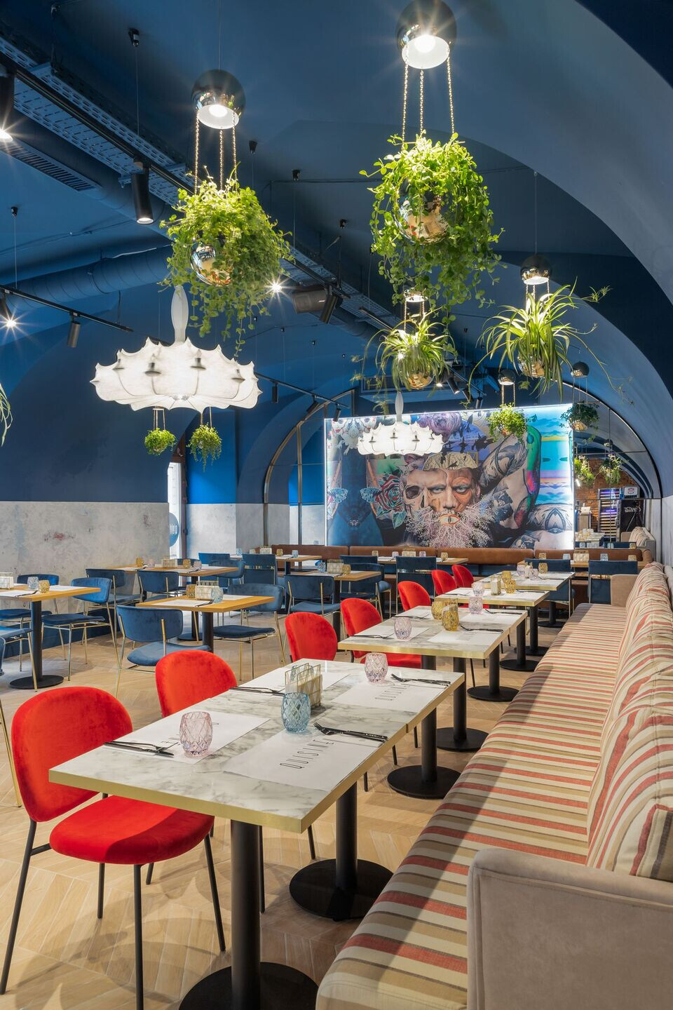 罗马尼亚 Timisoara Quisine 餐厅丨罗马尼亚蒂米什瓦拉丨Pure Mess Design-6