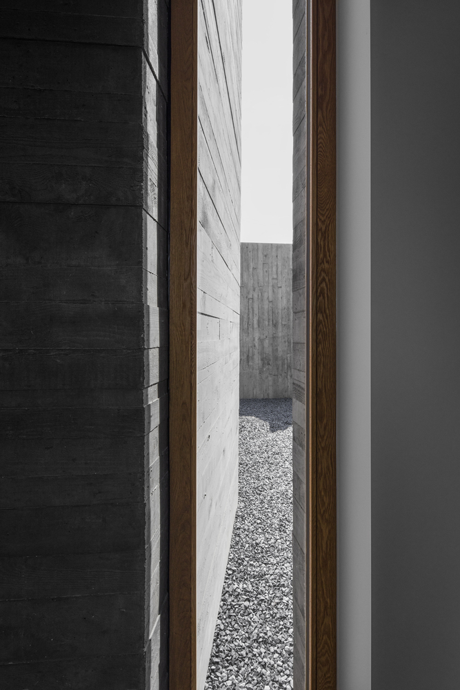 瑞士卢加诺湖畔岩石别墅-60