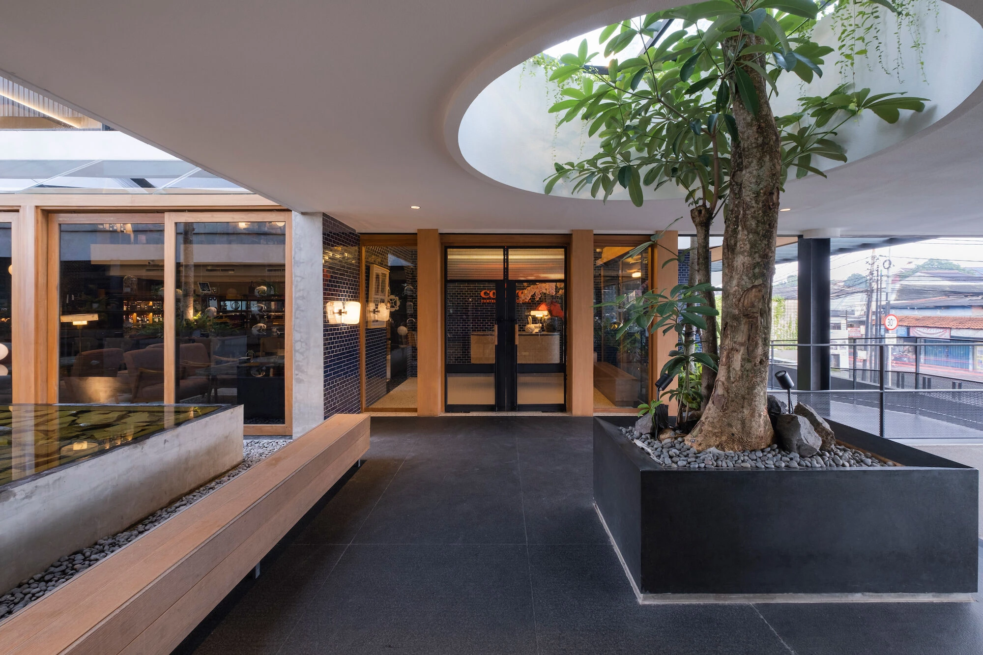 车队和驻军摩托锻造厂丨印度丨Bitte Design Studio-17