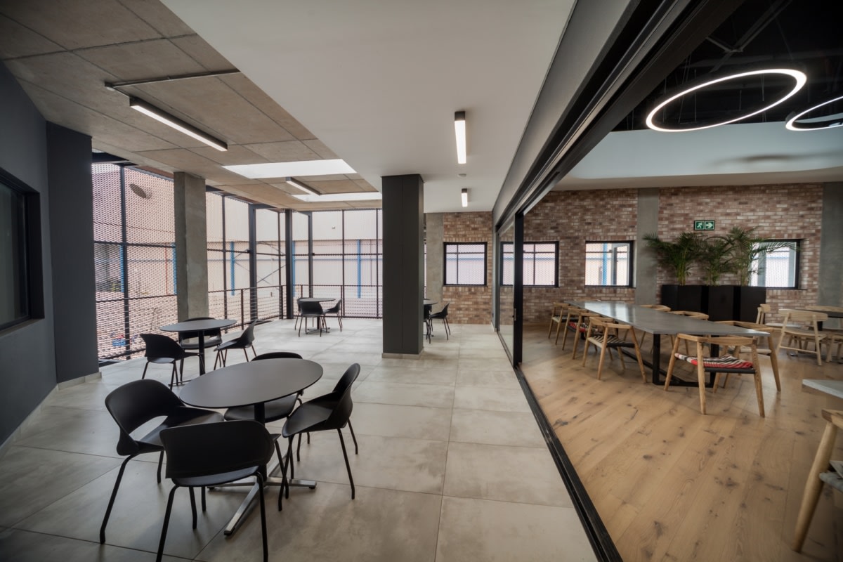 南非约翰内斯堡 MC 办公室丨TCRPV Architects-22