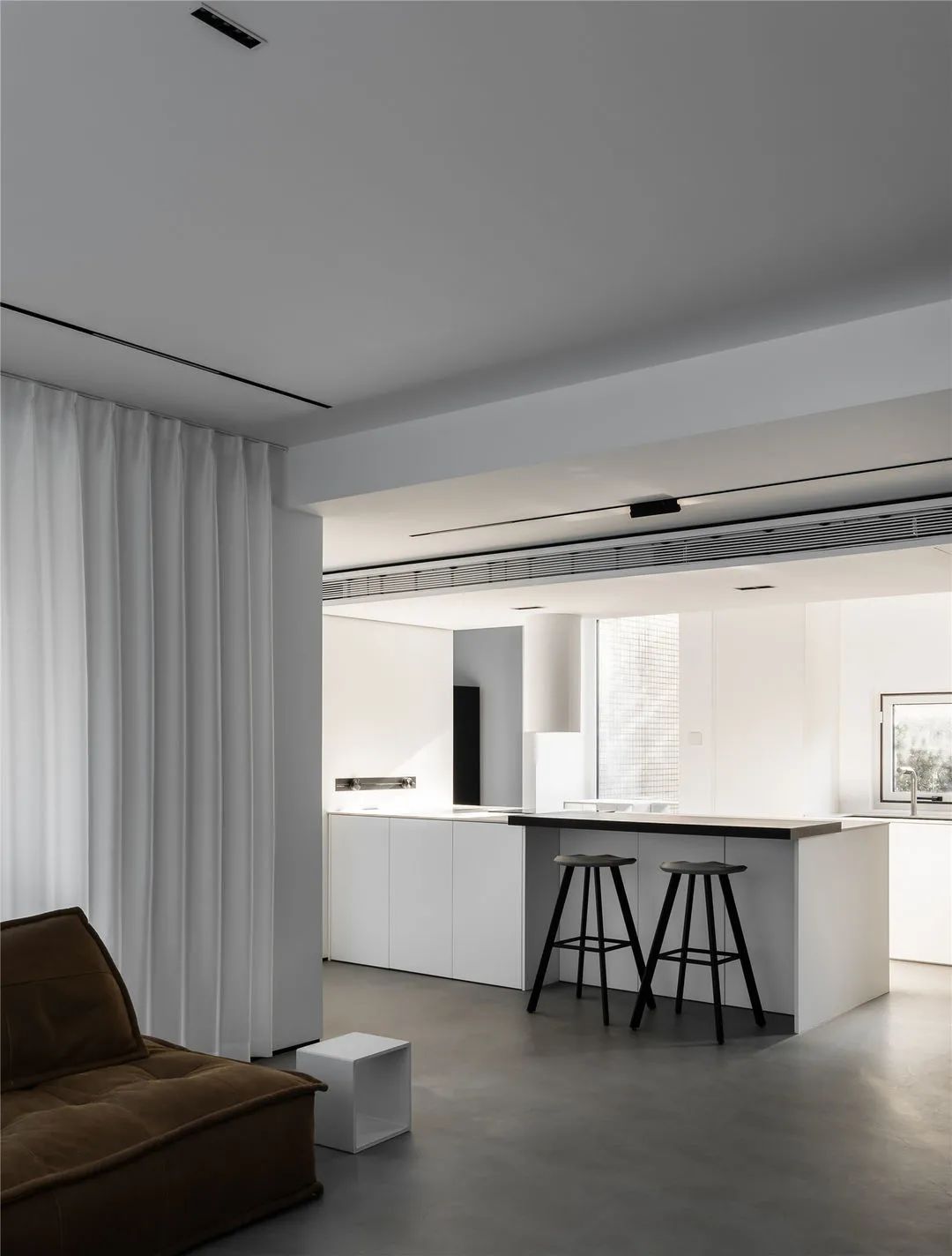 上海万科燕南园 251m²极简叠墅,功能引领形式,打造自我修养空间-17